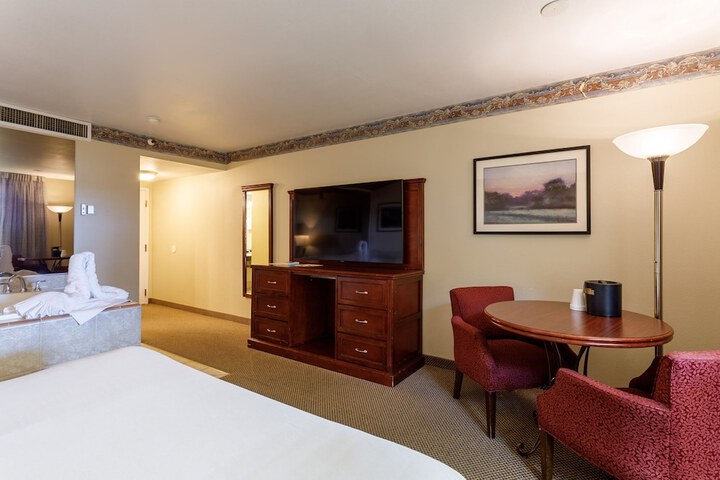 Room 32 of 52