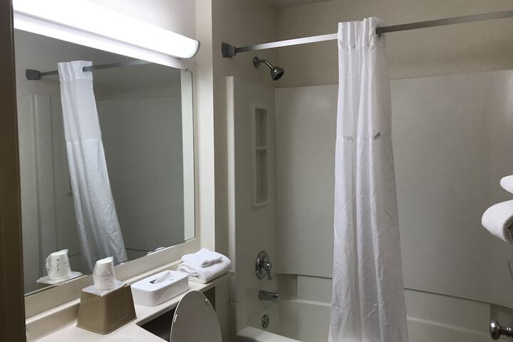 Super 8 by Wyndham Canonsburg / Pittsburgh Area