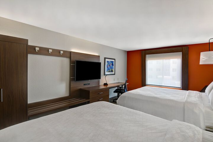 Room 17 of 41