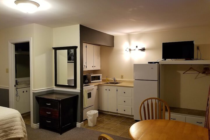 Room 22 of 35