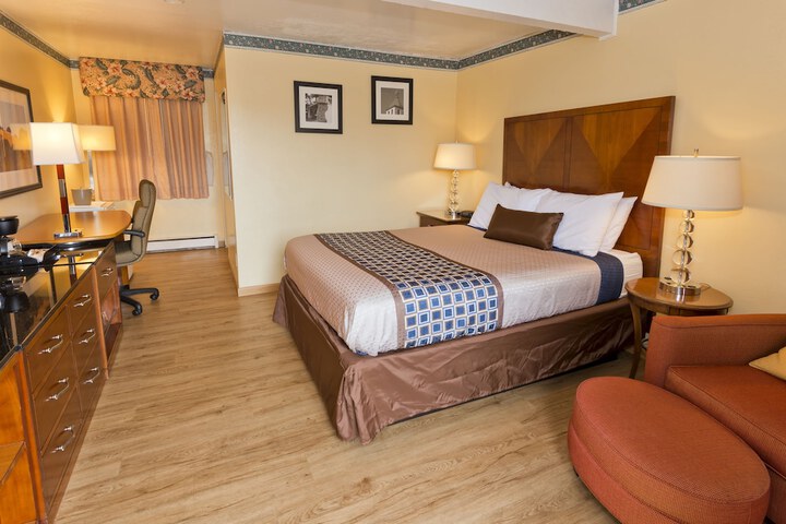Room 25 of 60