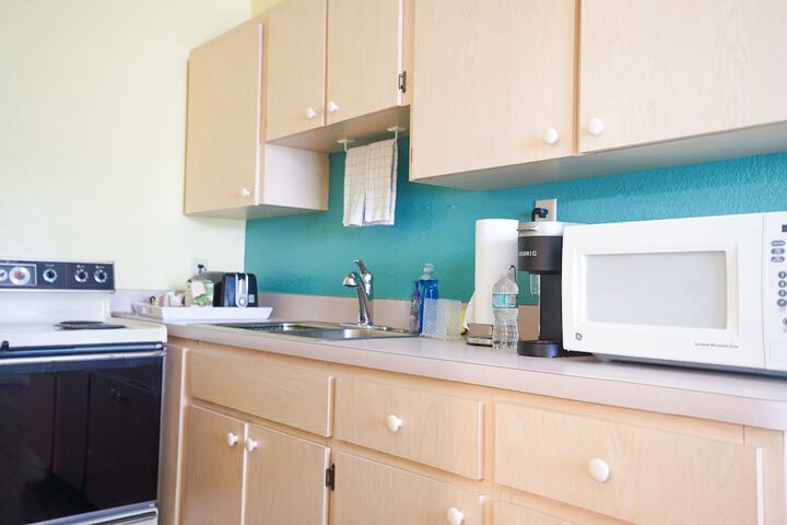 Mar Bay Motel & Suites