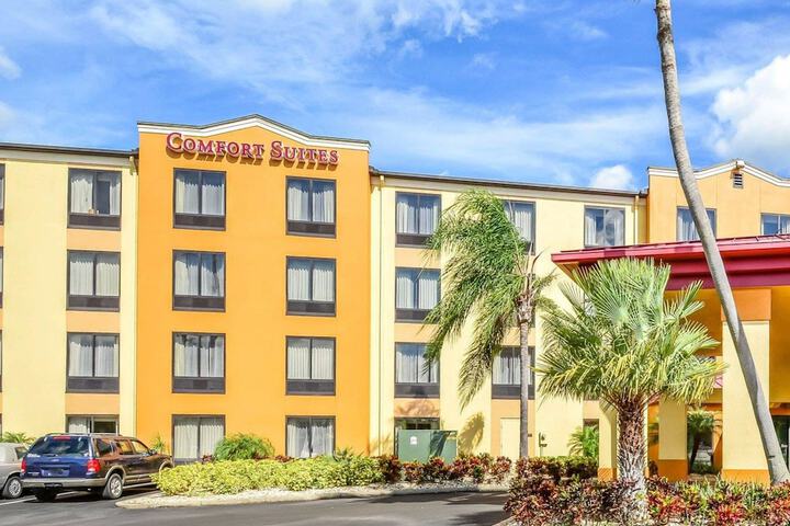 Hotel 4 of 61