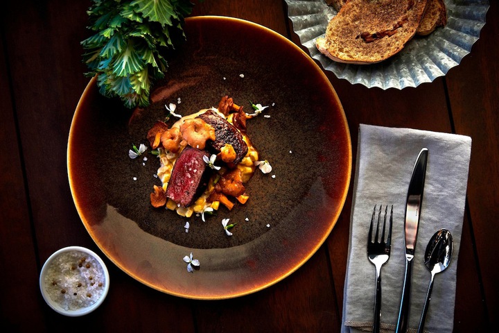 Dining 114 of 139
