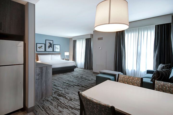 Room 25 of 66