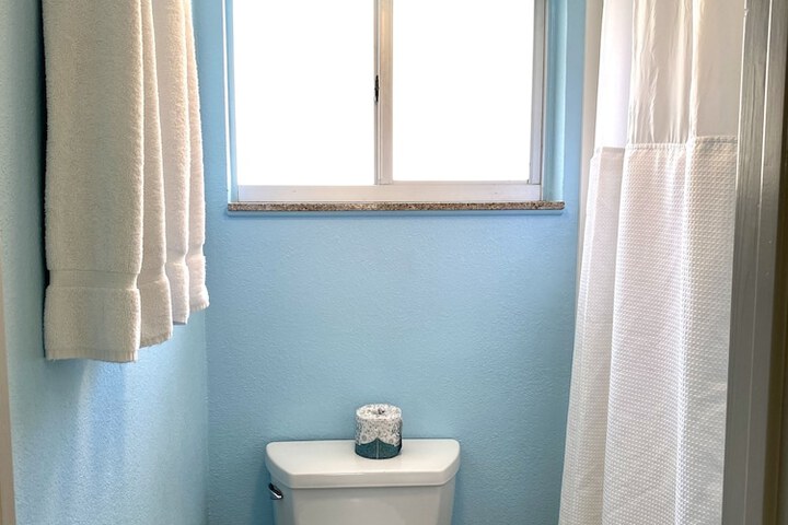 Room 72 of 120