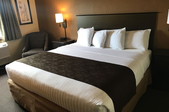 Room 40 of 81
