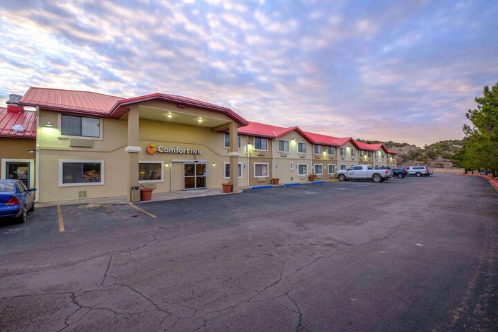 Hotel 2 of 78