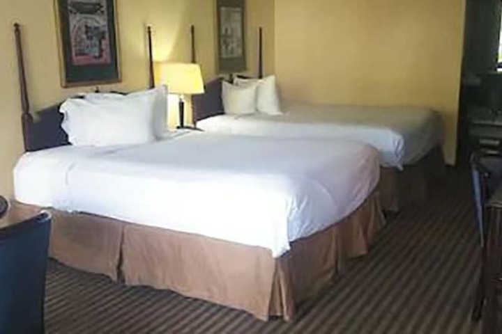 Room 30 of 73