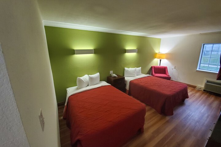 Room 39 of 47