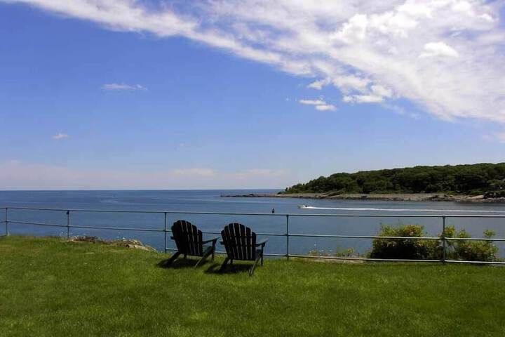 Sundeck 68 of 79