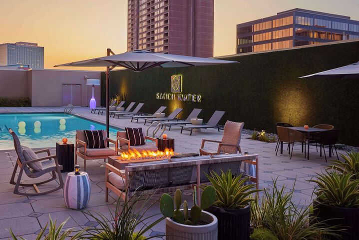 Hyatt Regency Houston / Galleria
