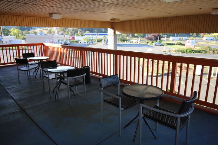Terrace/Patio 21 of 24