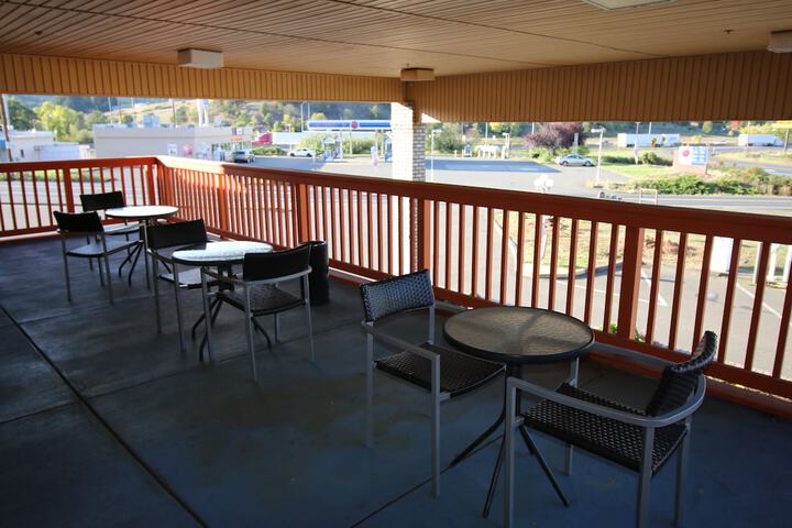 Terrace/Patio 20 of 24