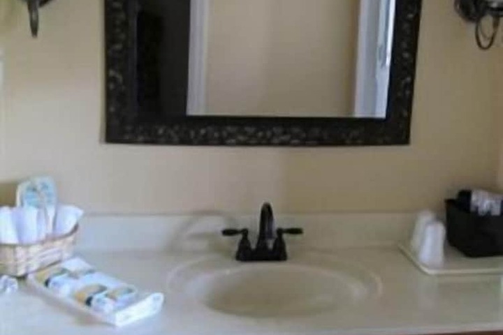 Jonathan Creek Inn