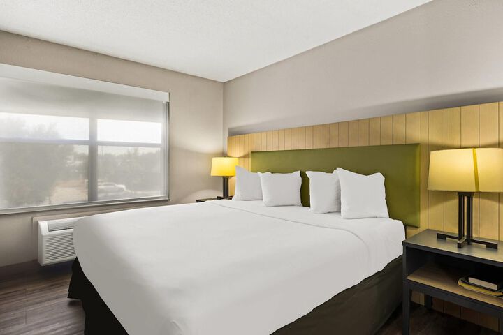 Country Inn & Suites by Radisson Hinesville, GA