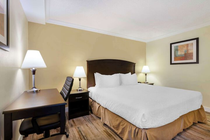 Room 21 of 50