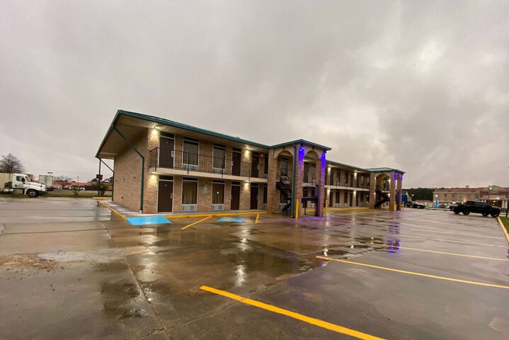 Hotel 10 of 30