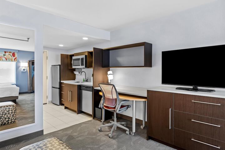 Home2 Suites by Hilton Youngstown West / Austintown
