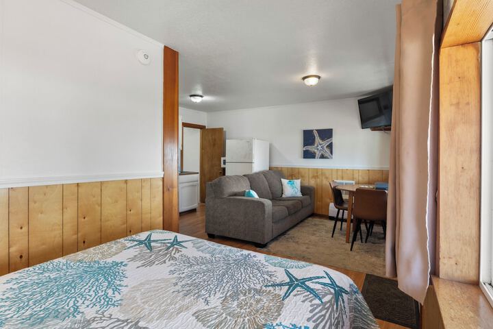 Oceanside Ocean Front Cabins