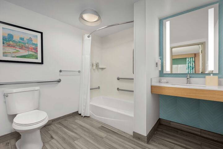 Room 19 of 40