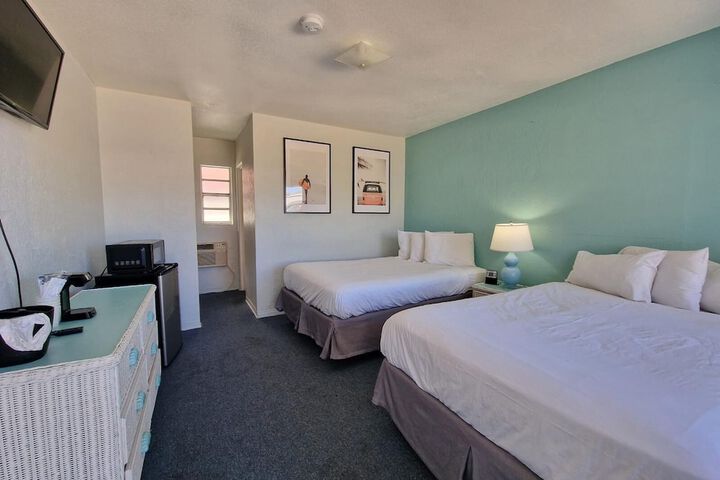 Room 19 of 28