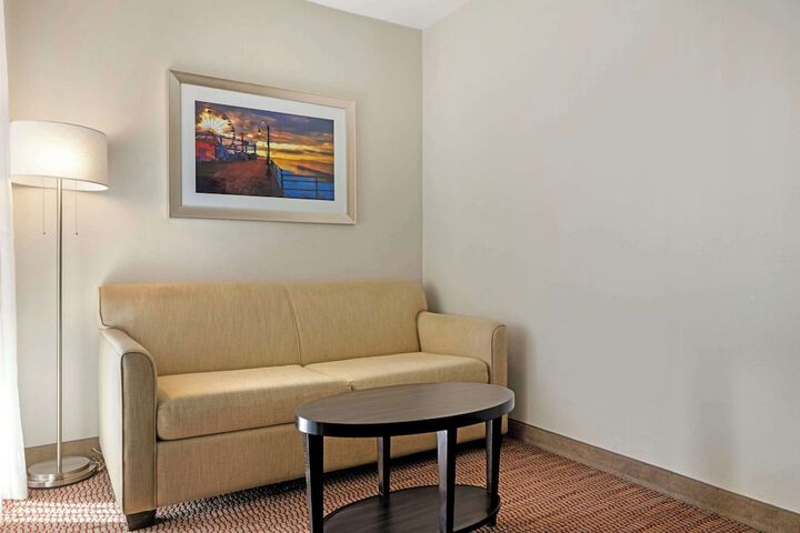 Room 38 of 56
