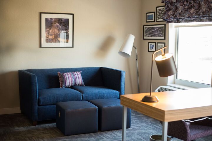 Room 10 of 46