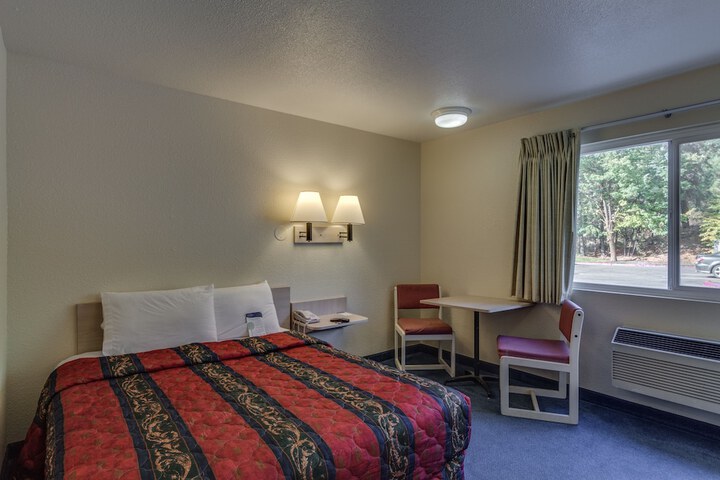 Room 15 of 17