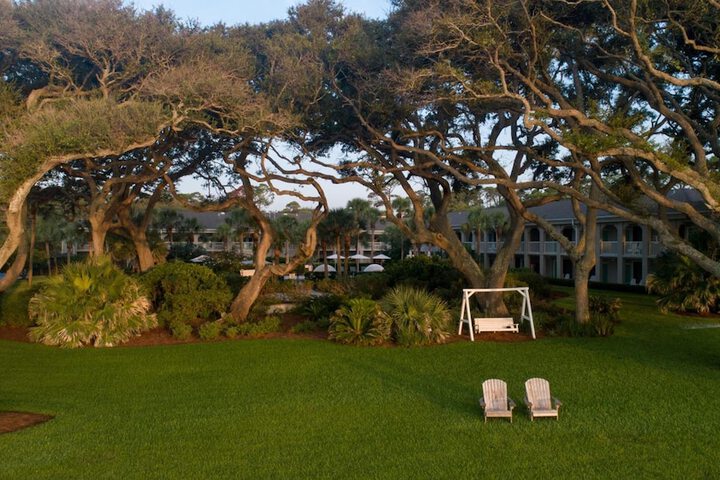 The Beachview Club