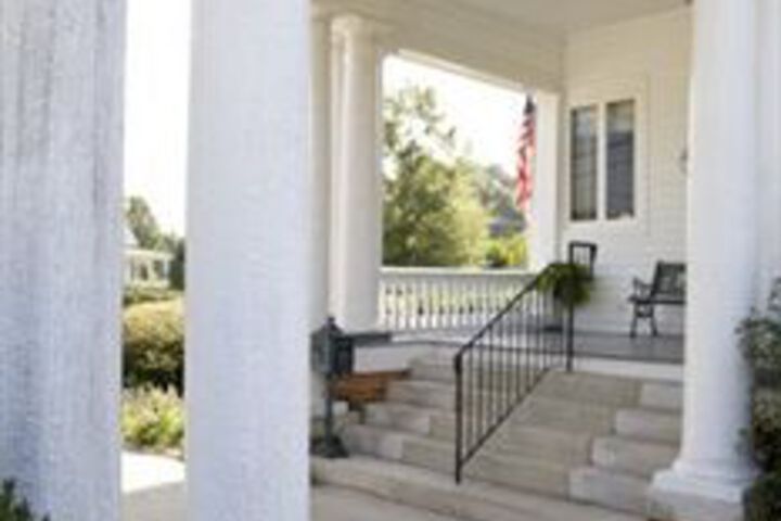 Simply Divine Bed and Breakfast