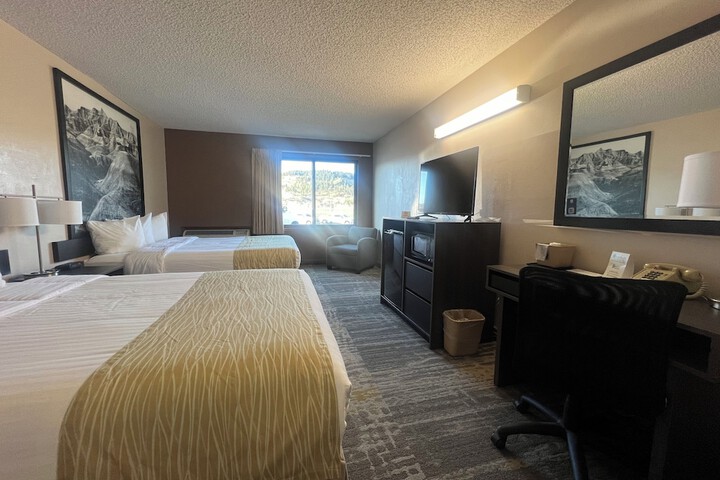 Room 12 of 26
