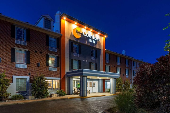 Hotel 3 of 27