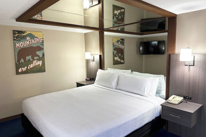 Room 59 of 100
