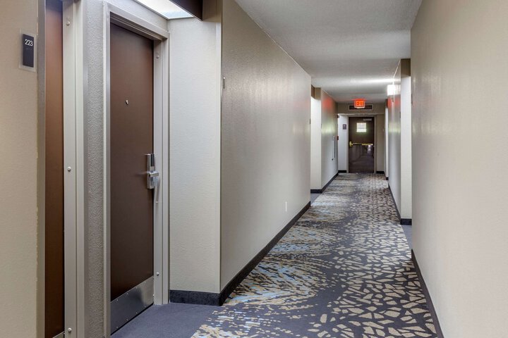 Hotel Interior 12 of 29