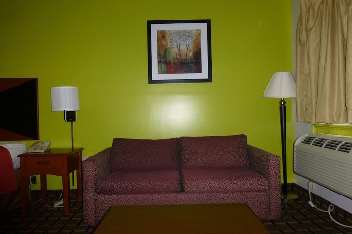 Room 15 of 35