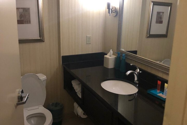 Room 27 of 30