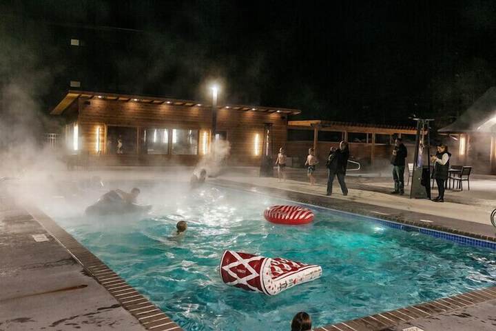 Pool 14 of 230