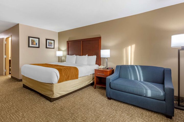 Comfort Inn Smithfield near I-95