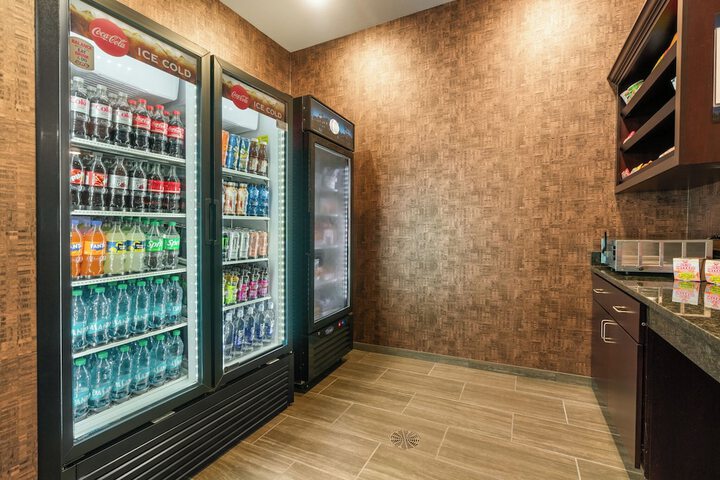 Cobblestone Hotel & Suites - Lynden