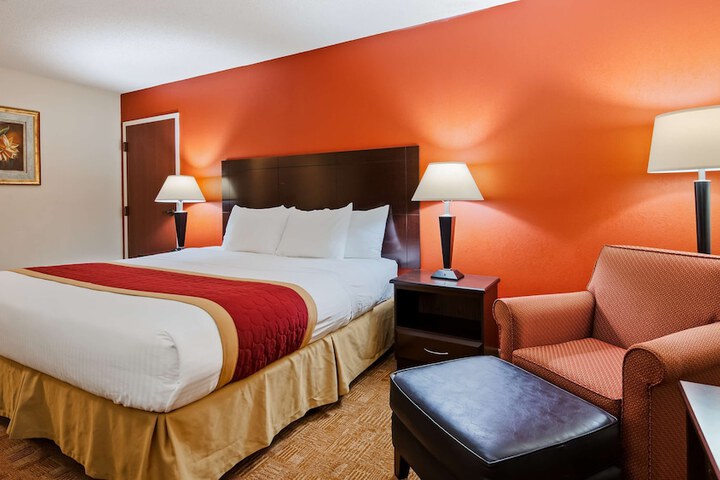 Room 13 of 20