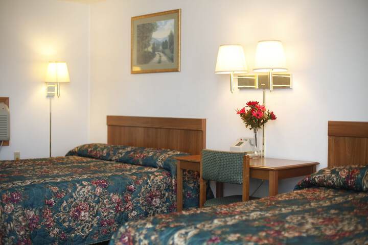 Room 34 of 43