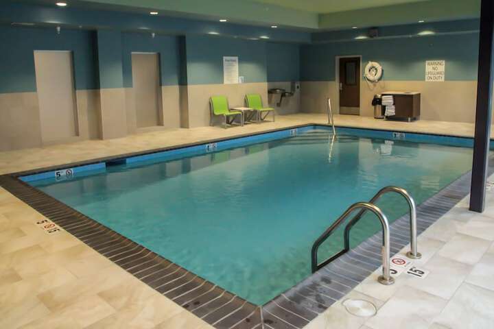 Pool 5 of 37