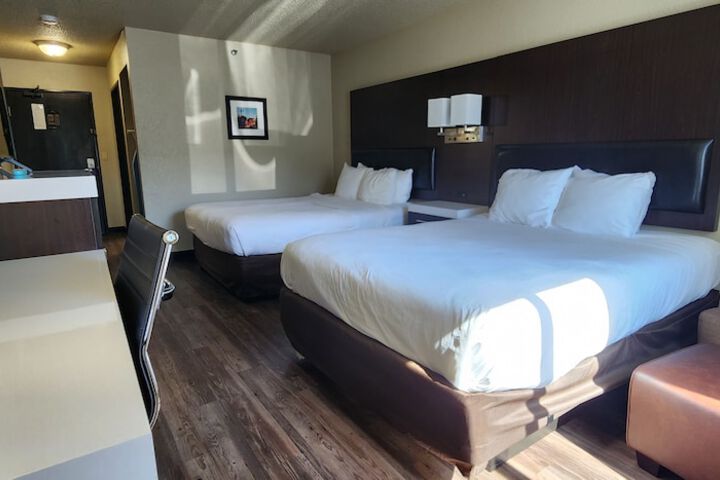 Room 21 of 29