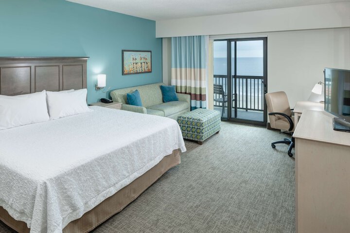 Hampton Inn & Suites Carolina Beach Oceanfront