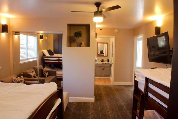 Room 3 of 31
