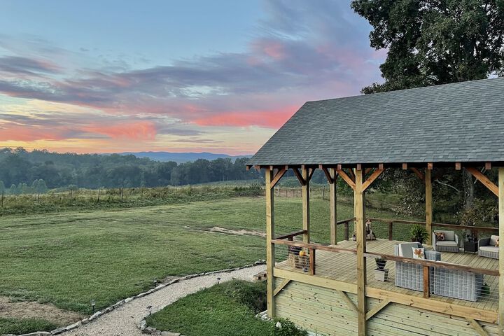 The Dogwood Inn