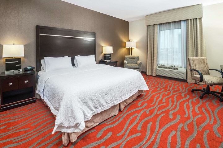 Hampton Inn & Suites Tulsa / Catoosa