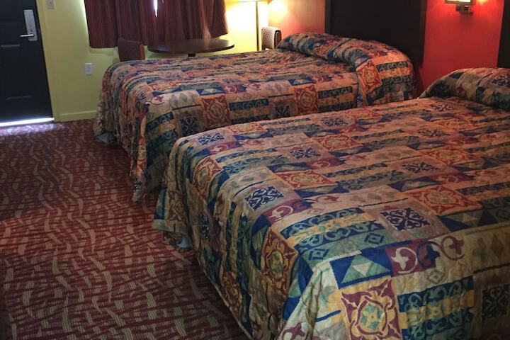Room 16 of 31