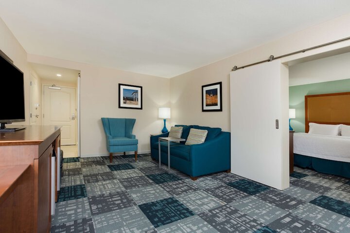Room 31 of 43